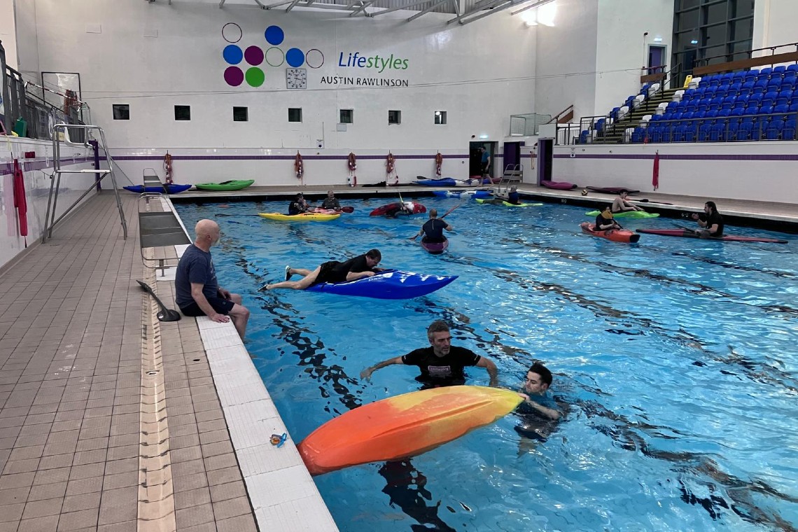 Kayak session in pool